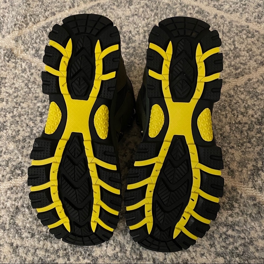 NWOB Snow Boots / Hiking Boots for Men - Picture 5 of 6